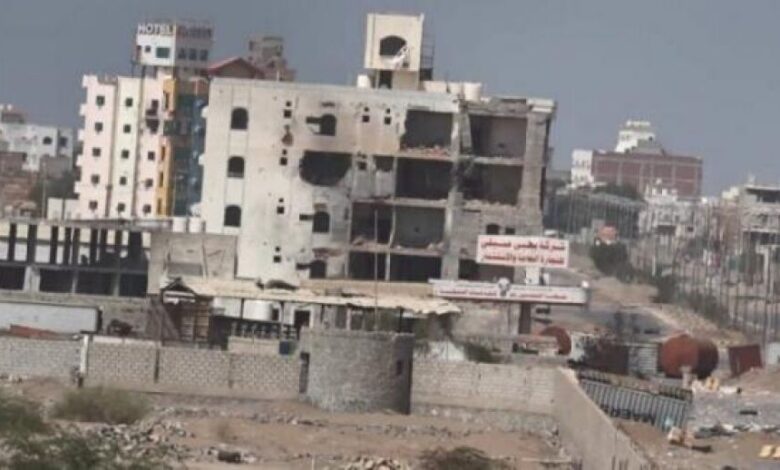 مليشيا الحوثي تجدد استهداف مواقع المشتركة جنوب الحديدة
