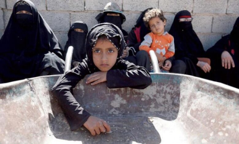 «المركزي» اليمني يتهم رافضي التعامل بالعملة بنهب مدخرات المواطنين