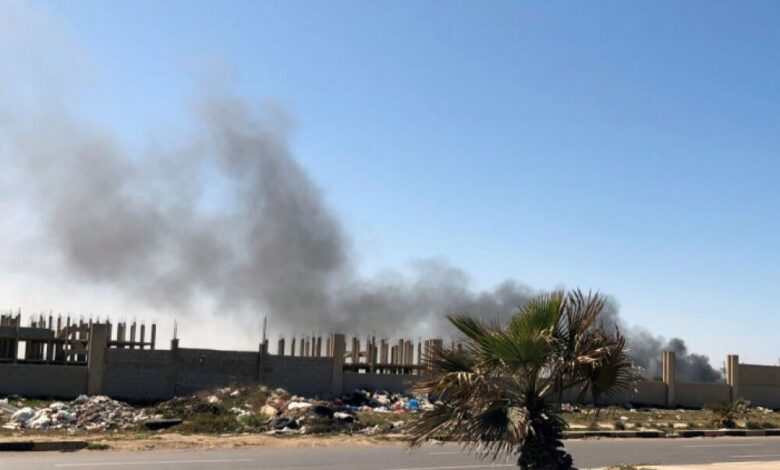ليبيا تحول الرحلات الجوية من طرابلس إلى مصراتة وسط قصف مكثف