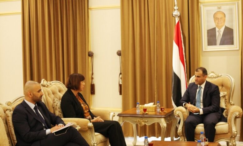 وزير الخارجية يبحث مع السفيرة الهولندية العلاقات الثنائية وتطورات الأوضاع في اليمن