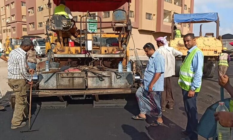 القائم بأعمال رئيس المنطقة الحرة عدن يشيد بمستوى الخدمات والتخطيط السليم لمدينة إنماء