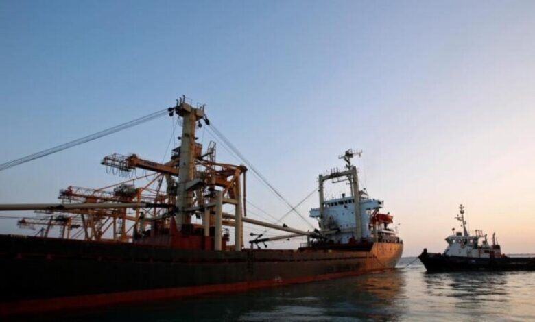 الحوثيون : التحالف يفرج عن سفينة نفط احتجزها لمدة 4 أشهر