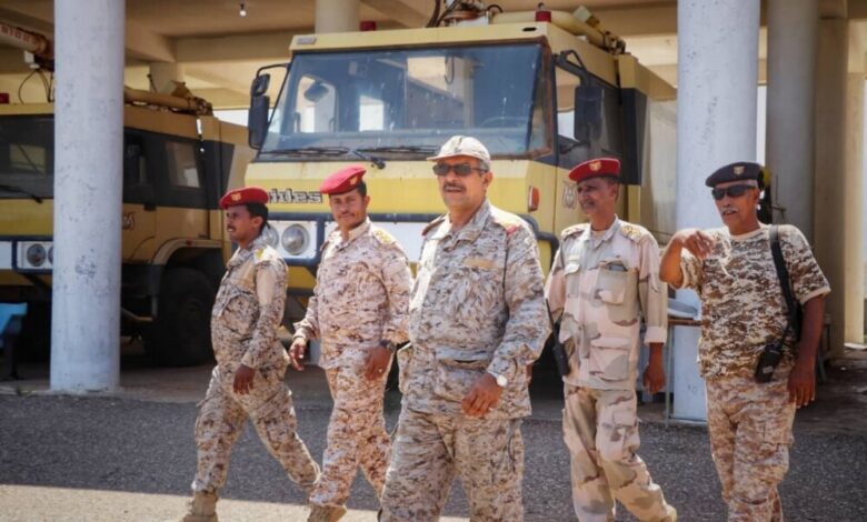 رئيس اركان اللواء الاول مشاه بحري : مطار سقطرى تحت السيطرة وحماية قوات الشرعية