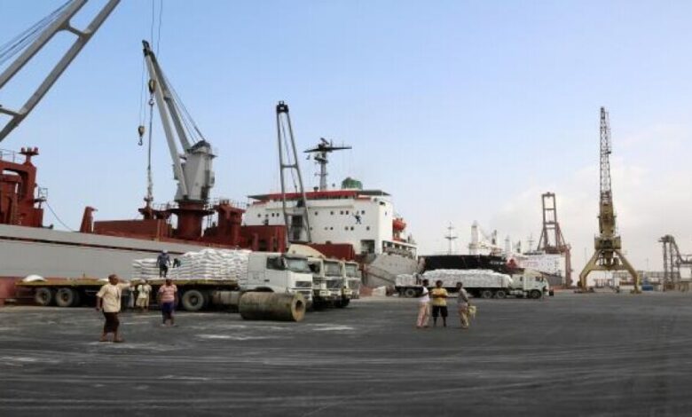انقلابيو اليمن يعيدون تدوير قياداتهم المالية تأهباً لنهب موارد ميناء الحديدة