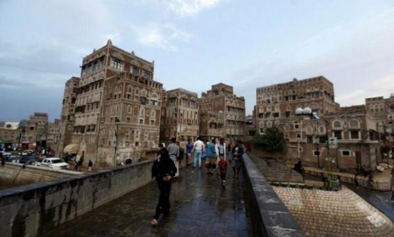 مليشيات الحوثي تغلق ثاني سوق تجاري في صنعاء