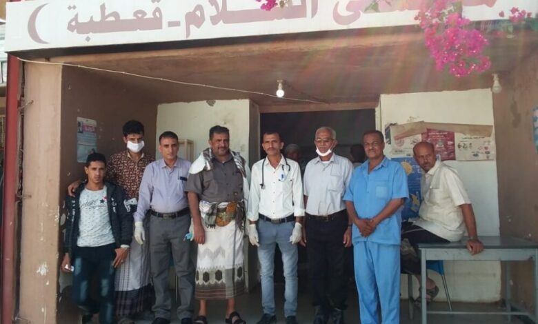 مدير عام قعطبة يزور مستشفى السلام ومركز الطوارئ وعدد من المستوصفات الخاصة للاطلاع على الوضع الصحي بالمديرية
