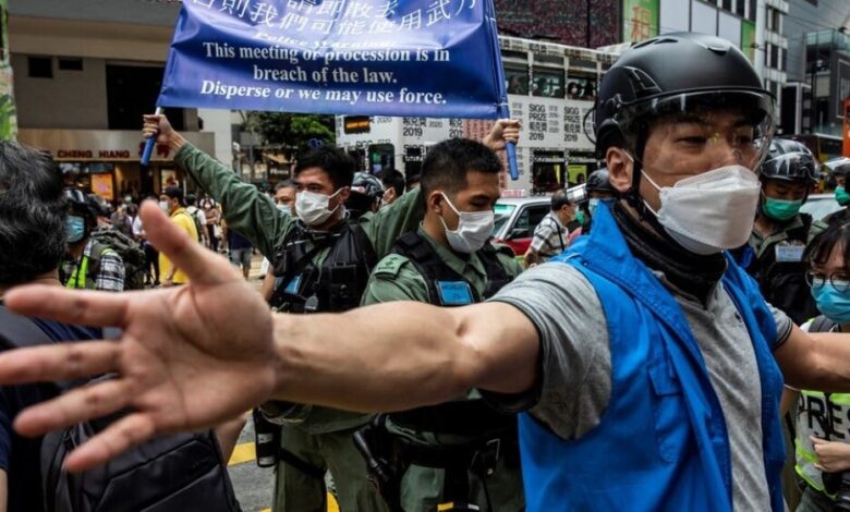 رغم سيف العقوبات.. الصين تصعّد وتقر قانون هونغ كونغ