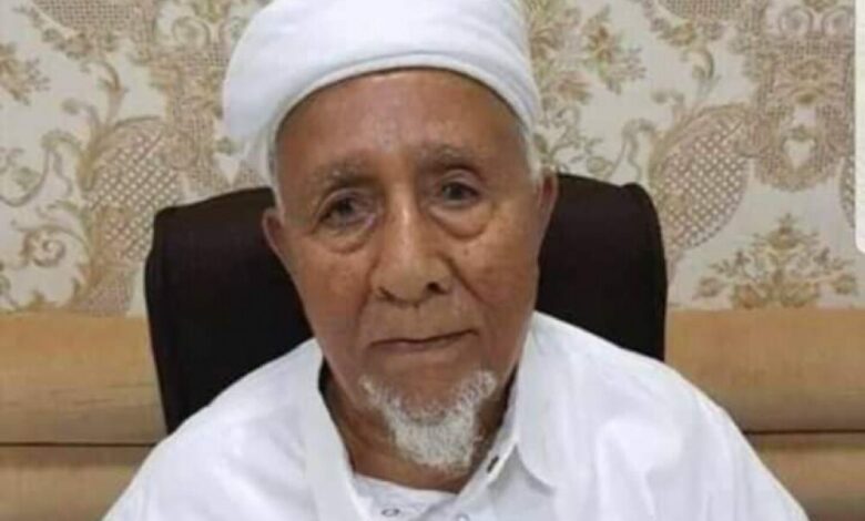 وفاة والد الشيخ احمد العيسي