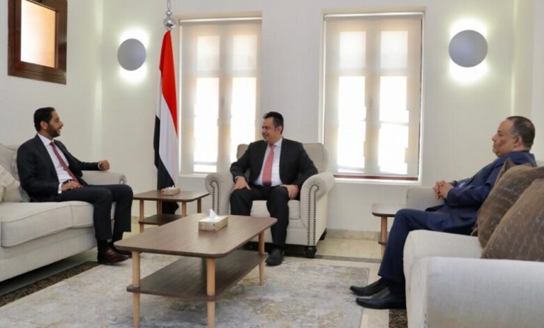 رئيس الوزراء يشيد بالعلاقات المتميزة بين اليمن وجيبوتي