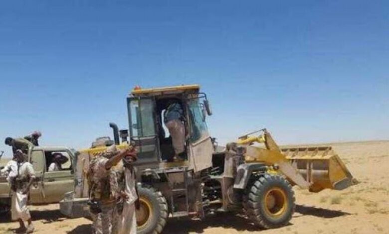 قوات الجيش تسيطر على مواقع استراتيجية وتطارد المليشيا في صحراء النضود بعد تحريرها شرقي الجوف