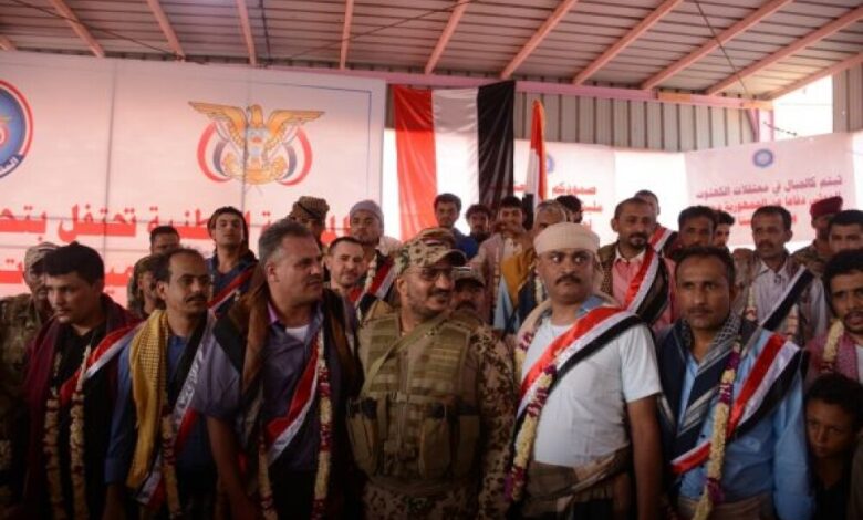 بحضور العميد" طارق صالح "احتفالية جماهيرية بوصول أبطال القوات المشتركة المحررين  إلى مدينة المخا