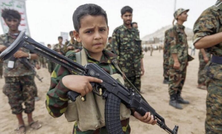اتهامات حكومية لانقلابيي اليمن بتجنيد 4600 طفل منذ بداية السنة