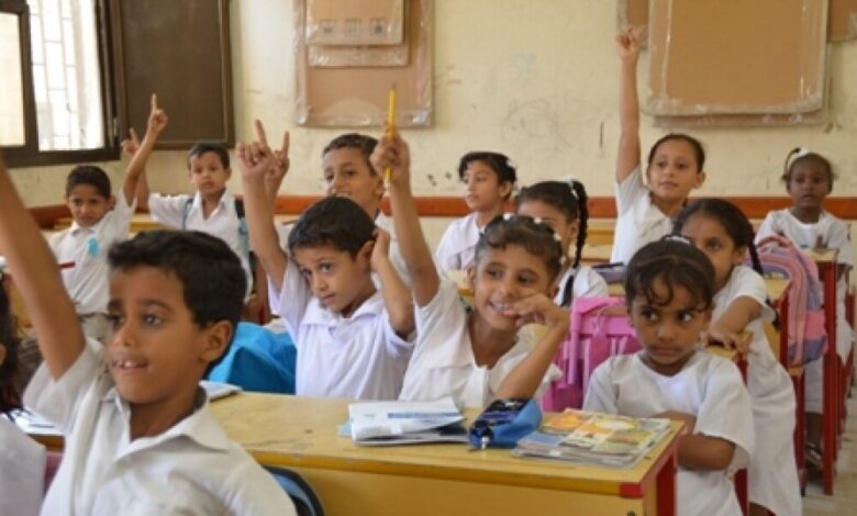 تربويون يمنيون ينتقدون بدء المدارس دون احتراز من «كورونا»