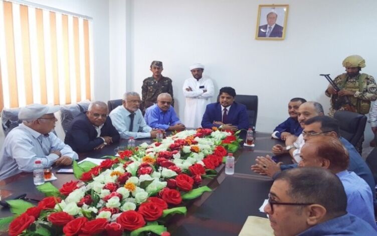 وزير الكهرباء يترأس اجتماع للمكتب التنفيذي لنقابة كهرباء عدن
