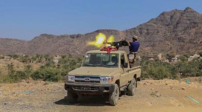 تعز .. الجيش يشن هجوميين منفصلين على مواقع مليشيا الحوثي